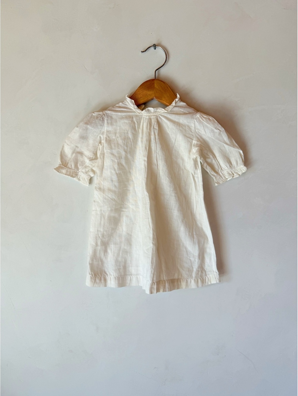 Vintage 3m White Short Sleeve Baby Dress with Ruffle Collar